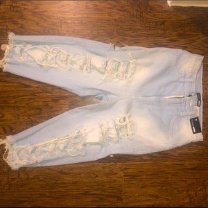 Brand new fashion nova Capri jean